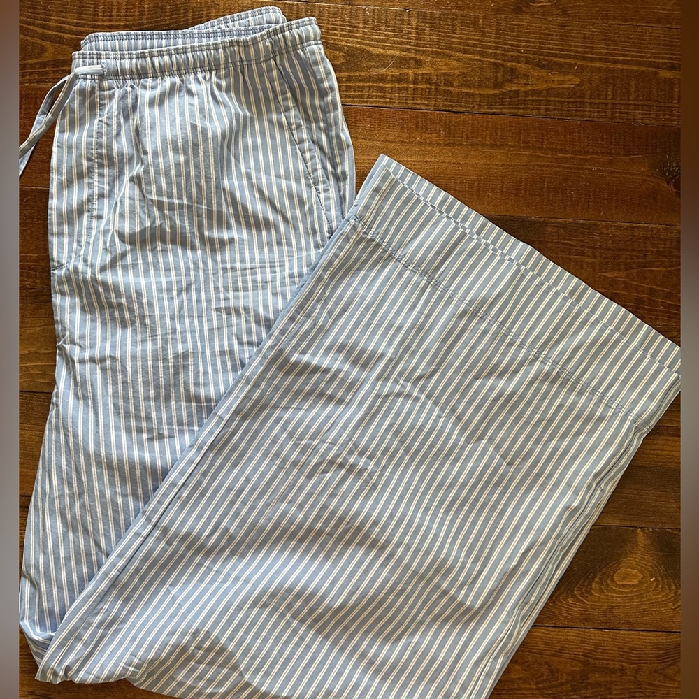 Old Navy Blue and White Striped Pants